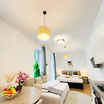 Vienna Hills Living