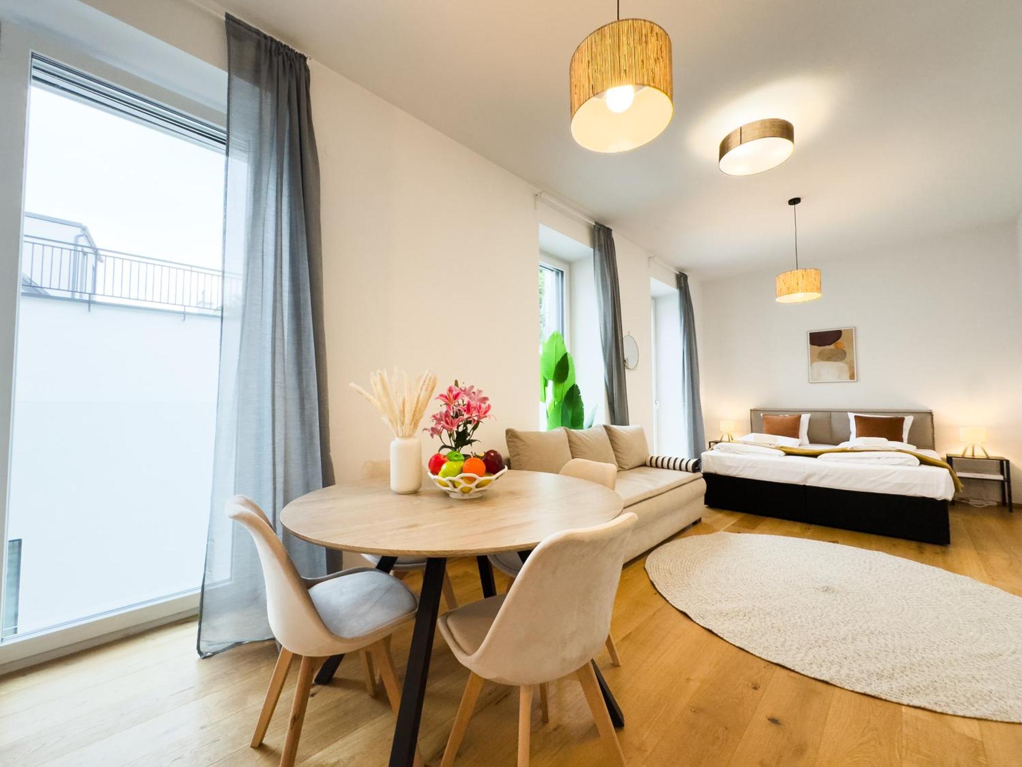 Hills Living Aparthotel
